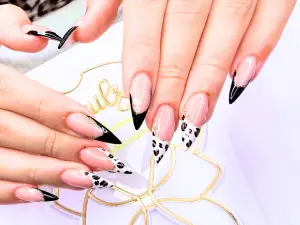 Rosa Nageldesign im Nagelstudio Nürnberg