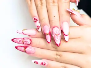 Exklusives Nageldesign mit Auffüllen bei VIP Beauty in Nürnberg